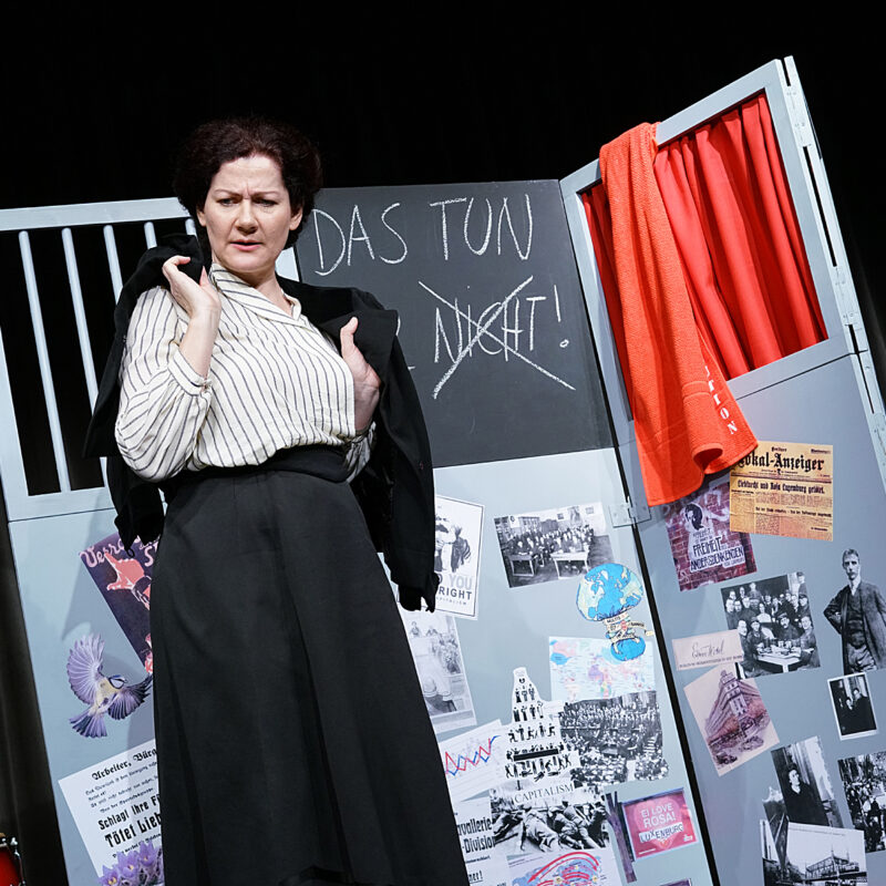 Anita Zieher als Rosa Luxemburg